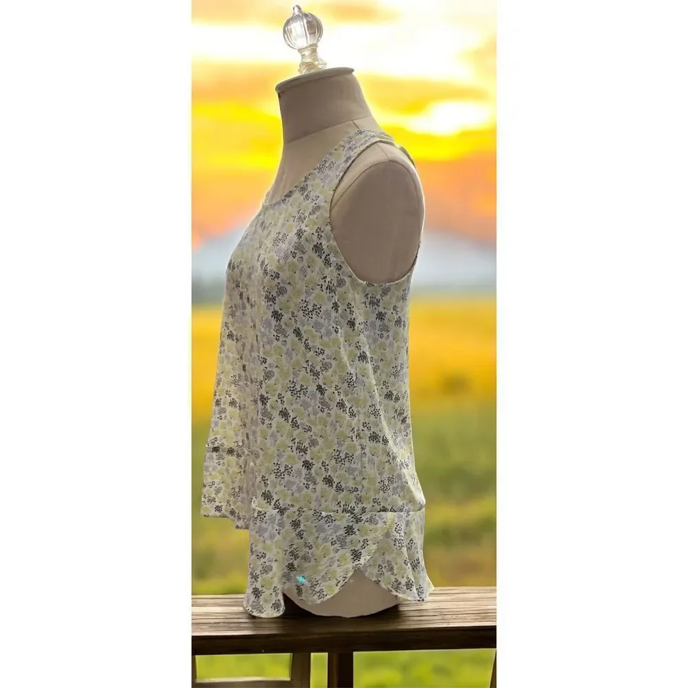 LOFT Breezy Sleeveless Blouse / SZ: SP / EUC